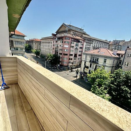 Central Vista Apartment By Mit Szófia Kültér fotó